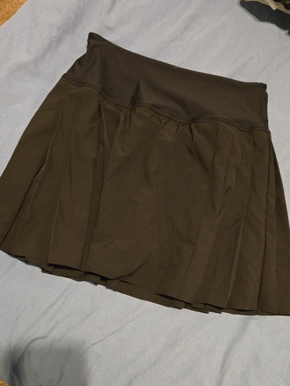 Old Navy Black Athletic Skirt with Shorts